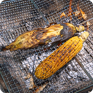 絶対に盛り上がるバーベキューカレーカレーと香りのキャンプ料理エスビー食品がお届けするアウトドア料理・カレーのレシピサイト