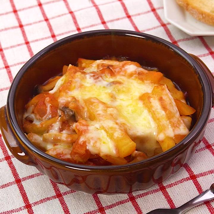 鶏とじゃがいものトマトチーズ焼きブルドック うまソースコク旨トマト商品から選ぶレシピブルドックソース株式会社