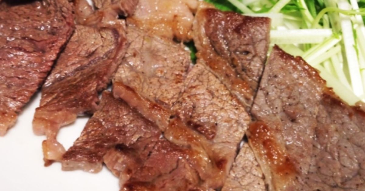 ふるさと納税鹿肉 ステーキ内もも3枚 喜茂別町EBIJINジビエ 鹿 モモ ステーキ ステーキ用 赤身 冷凍 冷凍配送 北海道AJAO03412000 12000円 エゾ鹿肉 モモステーキ 80g×5枚パック新得 ジビエ 食べレア北海道 物産 お取り寄せ