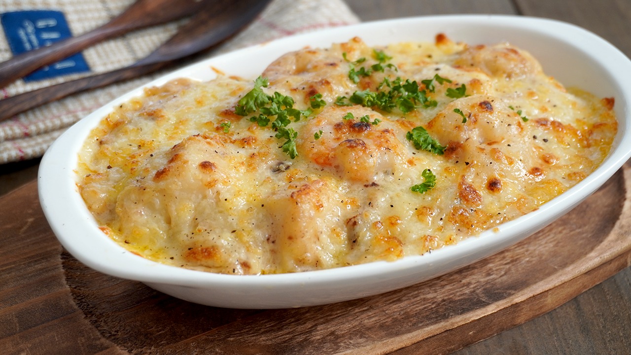 カレードリアレシピ 残ったカレーをのせて焼くだけ簡単リメイク！カレーハウスハウス食品