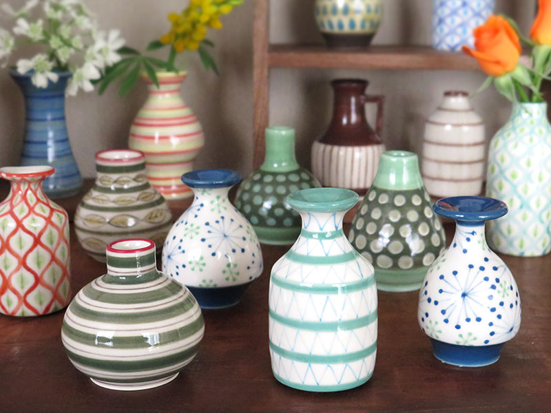 解説 陶芸のプロが教える花瓶の作り方！手びねりで一輪挿し