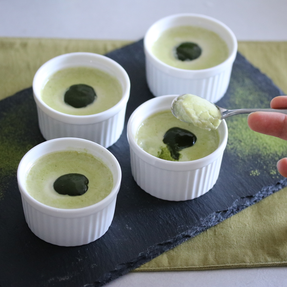 濃厚な抹茶プリンは, 何度作っても何度食べても, 美味しい😋エシカルなちゅこです♪, たまごは使わずに冷蔵庫で冷やすから簡単✨,材料 ,粉ゼラチン・5g, 水・大さじ2, マスカルポーネ・30g, 砂糖・大さじ2, 抹茶・大さじ1,生クリーム・100ml, 牛乳・200ml,作り方 , ①ゼラチンは水を加えふやかしておく,