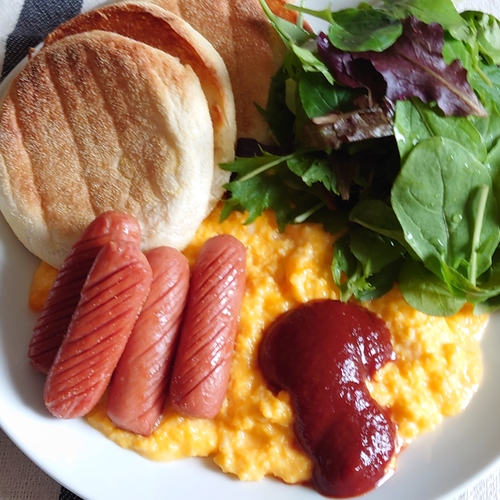 ふわとろっ♪スクランブルエッグ* レシピ・作り方 by とももん１０２８ - 楽天レシピ