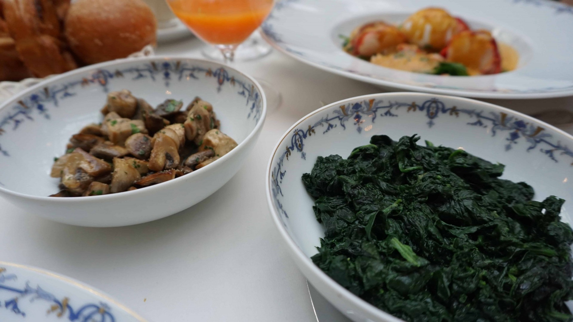 リッツパリ Ritz で体験するパリ最高の朝食 宿泊なしOK- EVISHUMAIのスイーツと旅