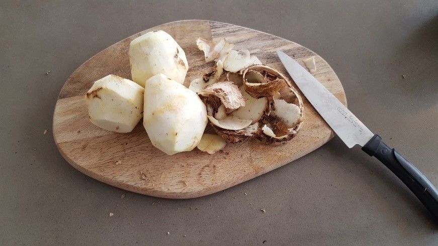 サトイモの下処理 ぬめりを取るtoiro note 〜トイロノート〜 家族が笑顔になる、いつものごはんを彩るレシピサイト