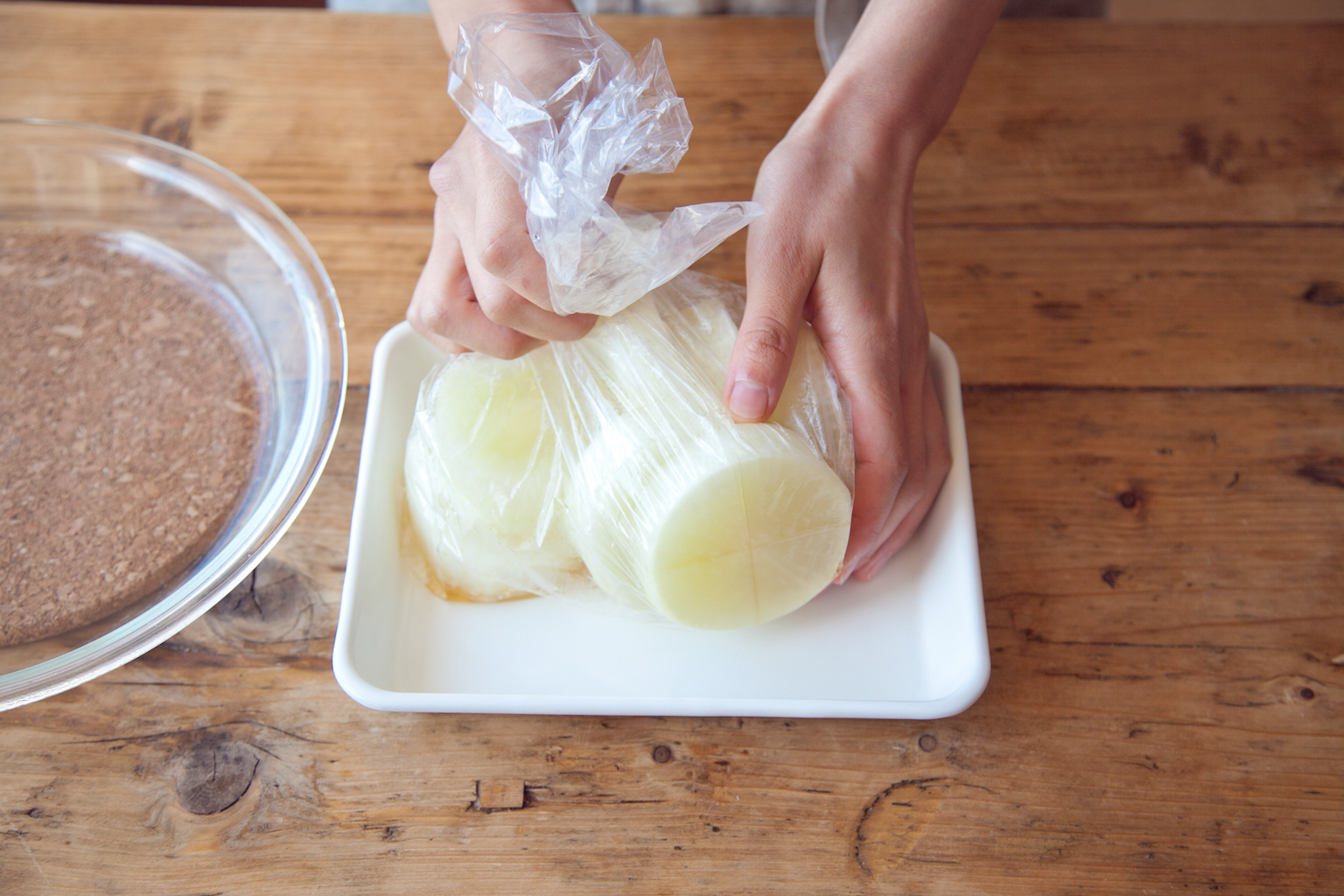 時短でおいしい！おでんや煮物に便利な「レンチン大根」の作り方