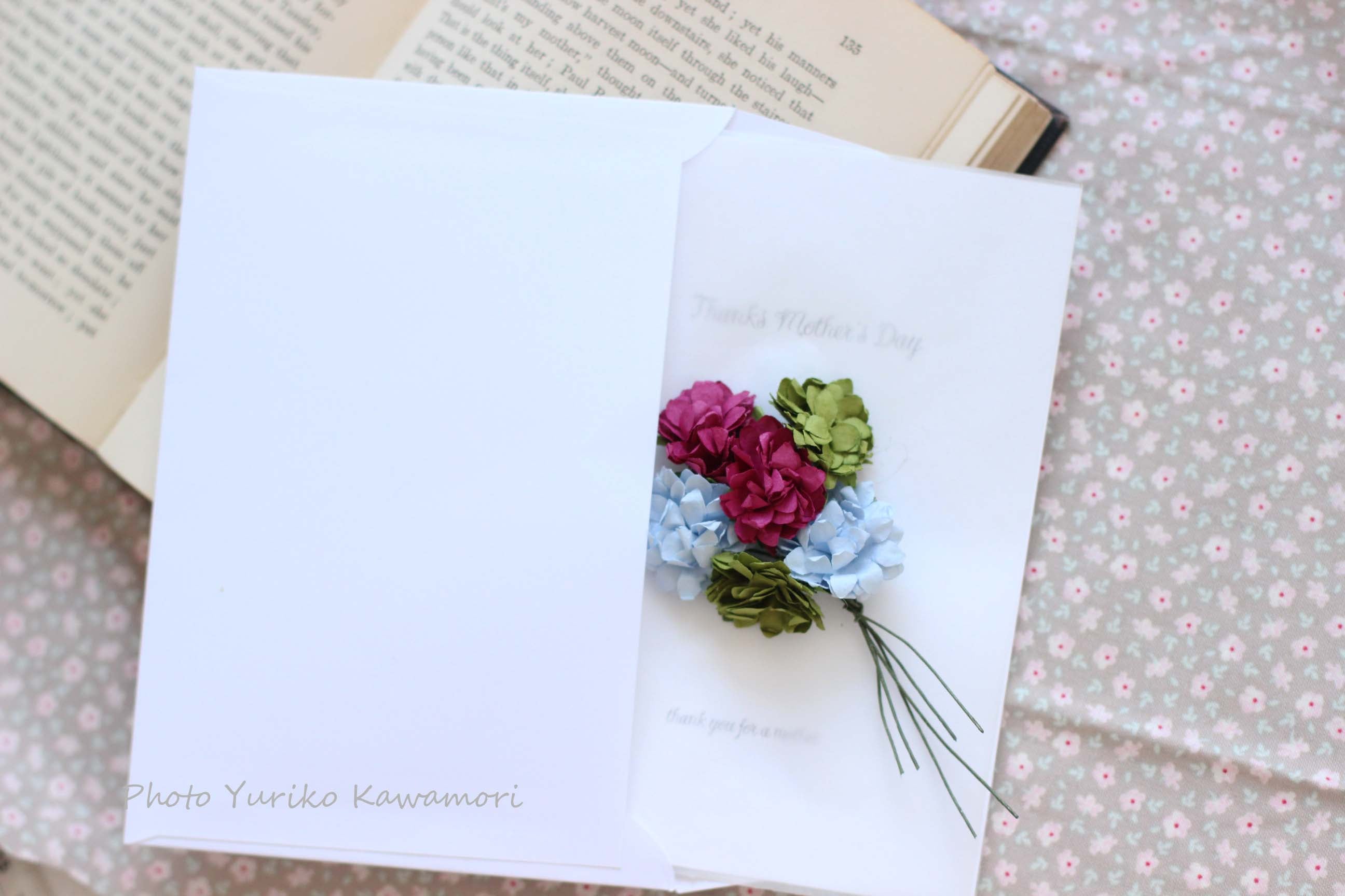 ダイソー花束色紙封筒付き寄せ書きカード 24本