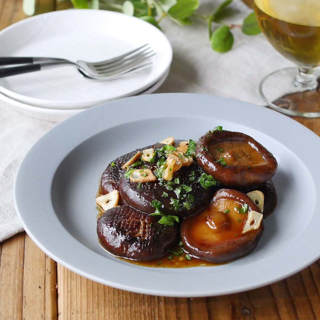 椎茸の天ぷらのレシピ 作り方：白ごはん.com