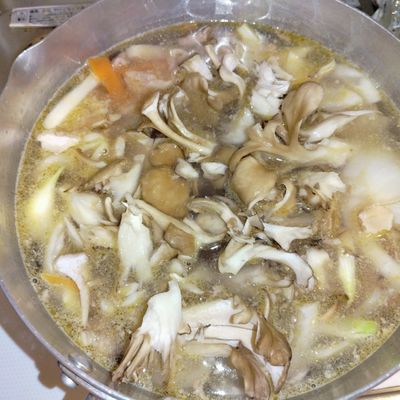 簡単レシピ 焼肉のタレでユッケジャンスープお家ごはん - YouTube