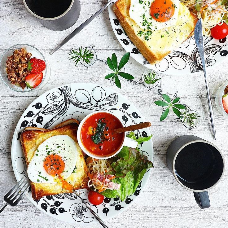 テンションのあがるモーニングプレート🥣YOKO⑅◡̈*おうちカフェが投稿したフォトブックLemon8