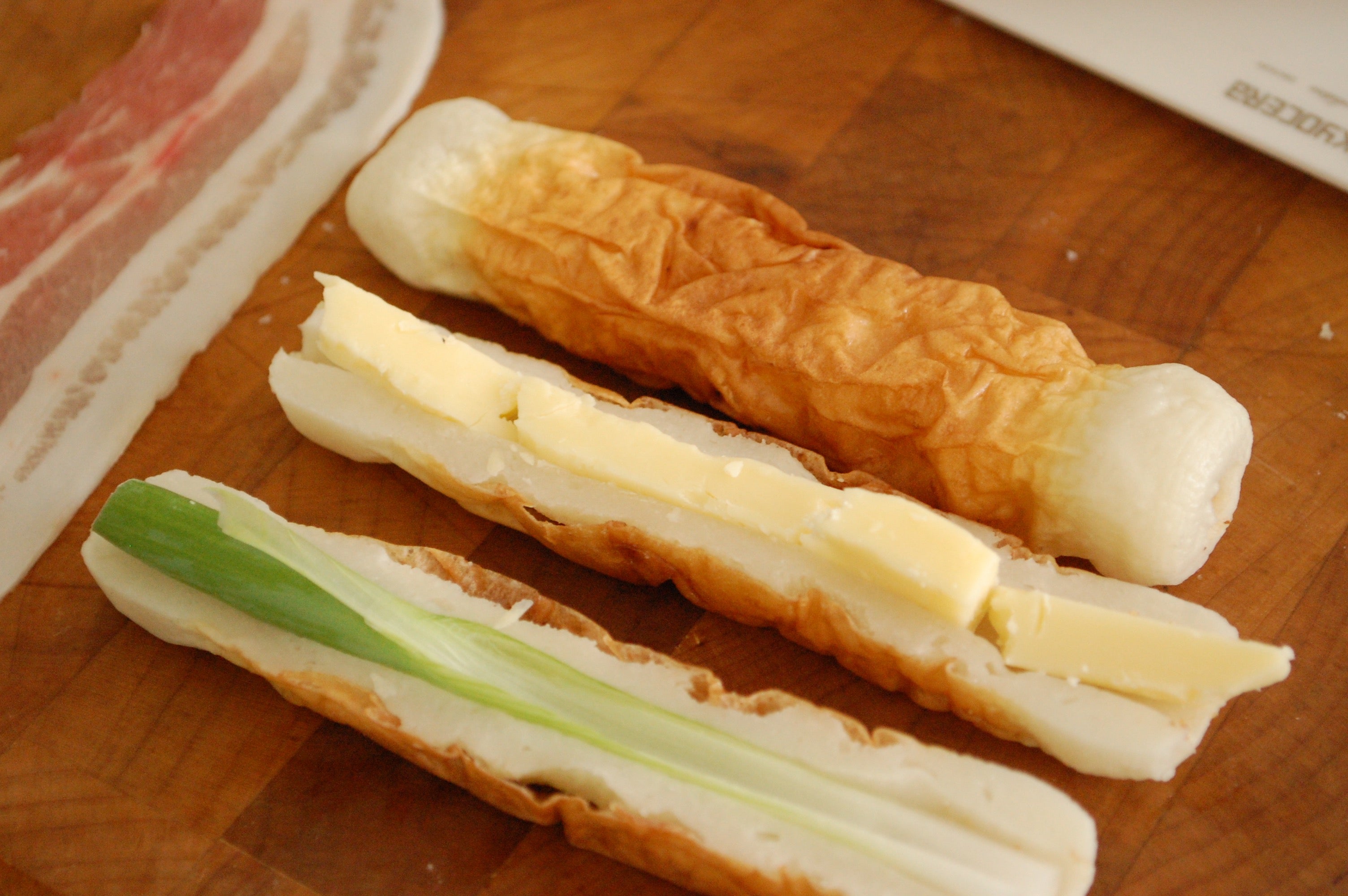 しそ風味がおいしい！ ちくわのチーズ肉巻き