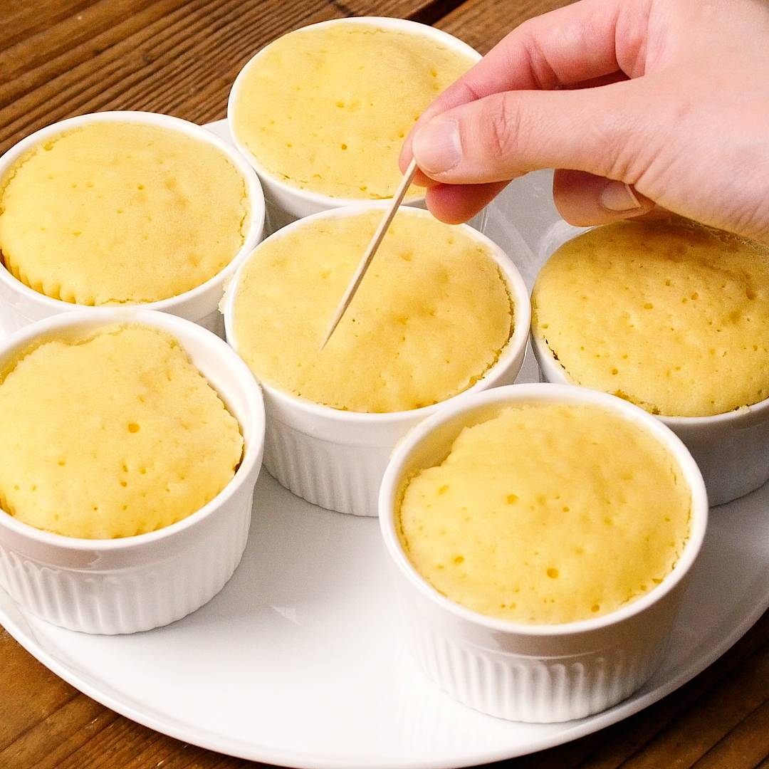 朝ごはんにぴったり HMで簡単マグカップ蒸しパン