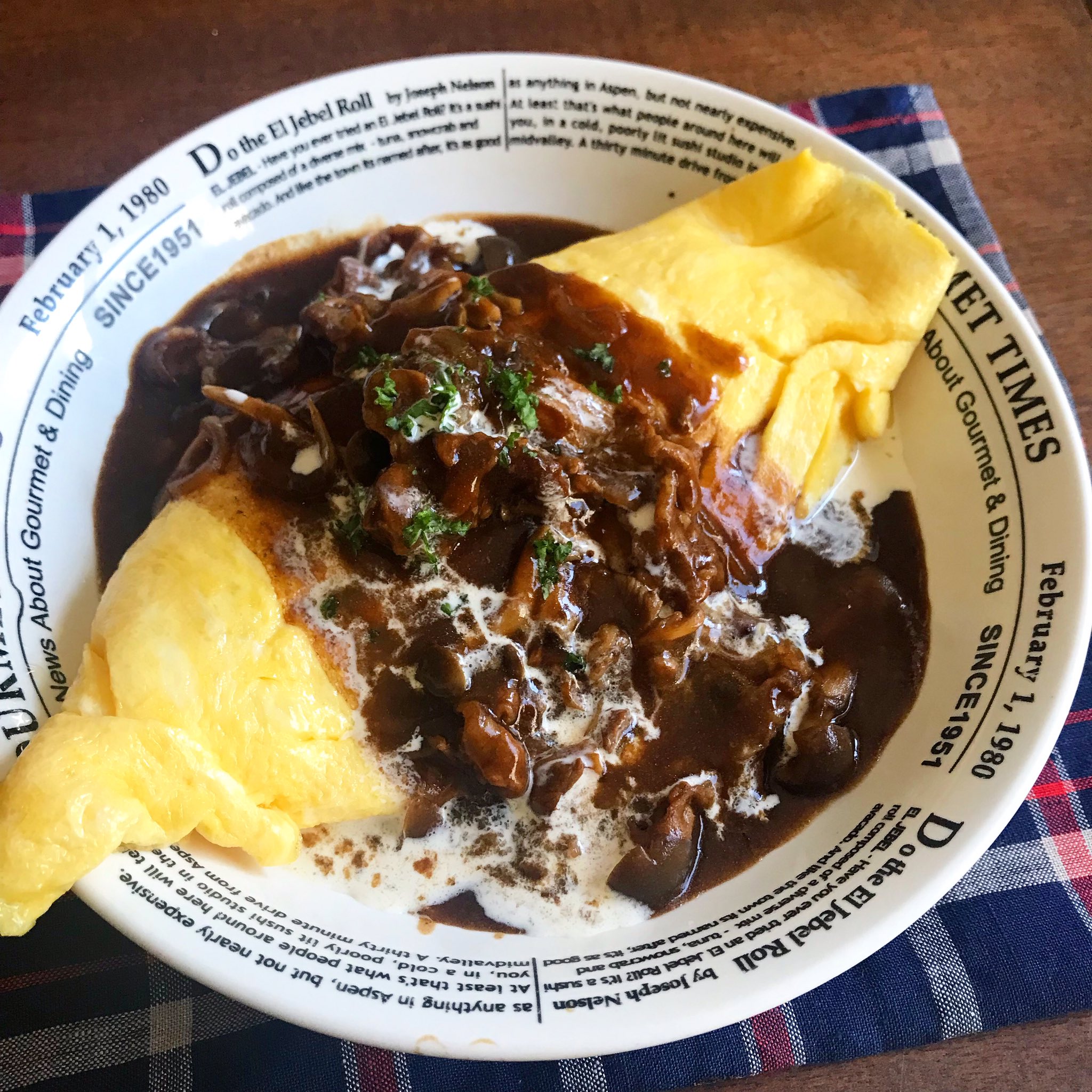 ガーリックバターライスのオムライス