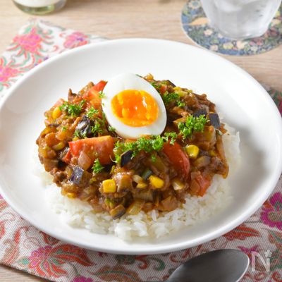 無水キーマカレートマト缶で簡単にがっつり食べよう