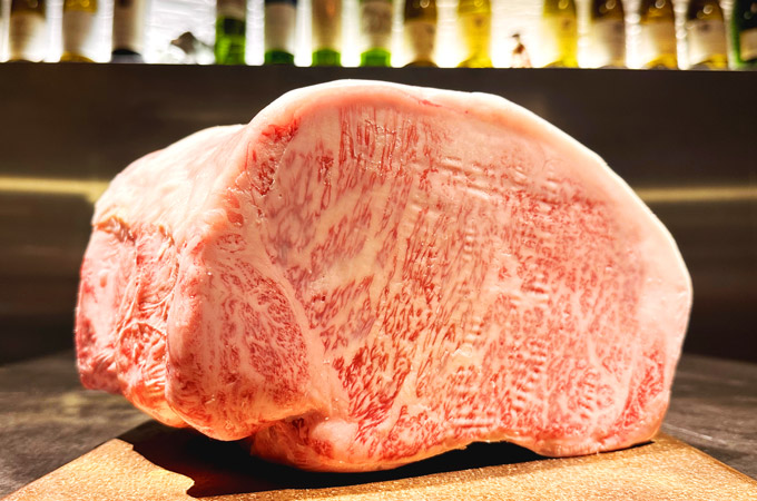 ビタミン欠乏で作る！｢霜降り肉｣の衝撃事実 20年前に｢A5牛肉｣は存在しなかった安すぎる食品には裏がある東洋経済オンライン