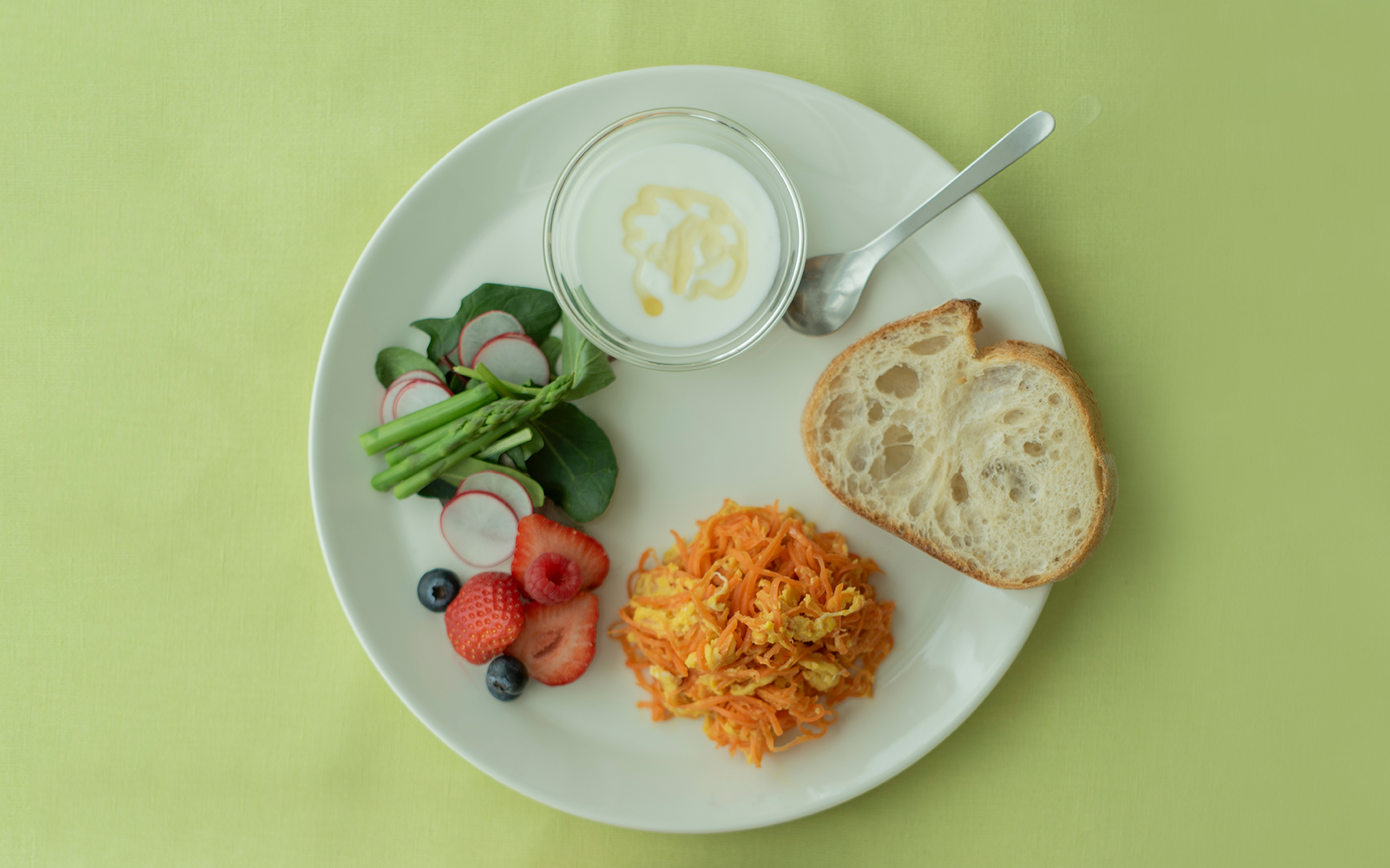 ホワイトソースいらず。コンポタで簡単！ 濃厚グラタンパンラクつく管理栄養士考案の作り置きレシピサイト