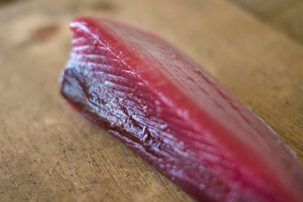 かつお切り身 - No: 4688583写真素材なら「写真AC」無料 フリー ダウンロードOK