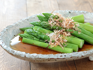 アスパラのゆで方 下ごしらえ：白ごはん.com