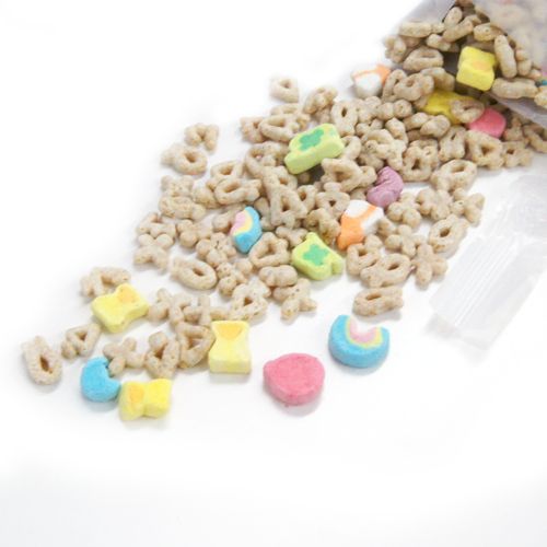 Eating sounds 食べる No talking Lucky charms cereal!ラッキーチャームのシリアル