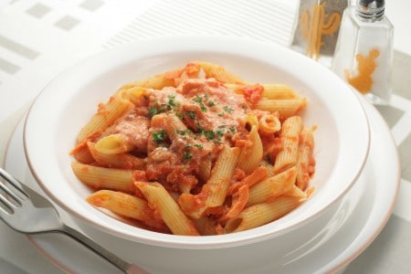 アラビアータとは？味わい・名前の意味もご紹介！デリッシュキッチン