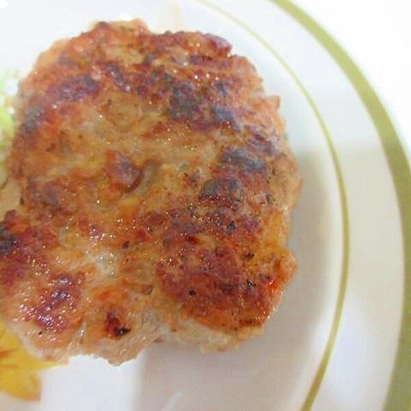 ふんわりジューシー♪ パン粉なしで絶品ハンバーグ