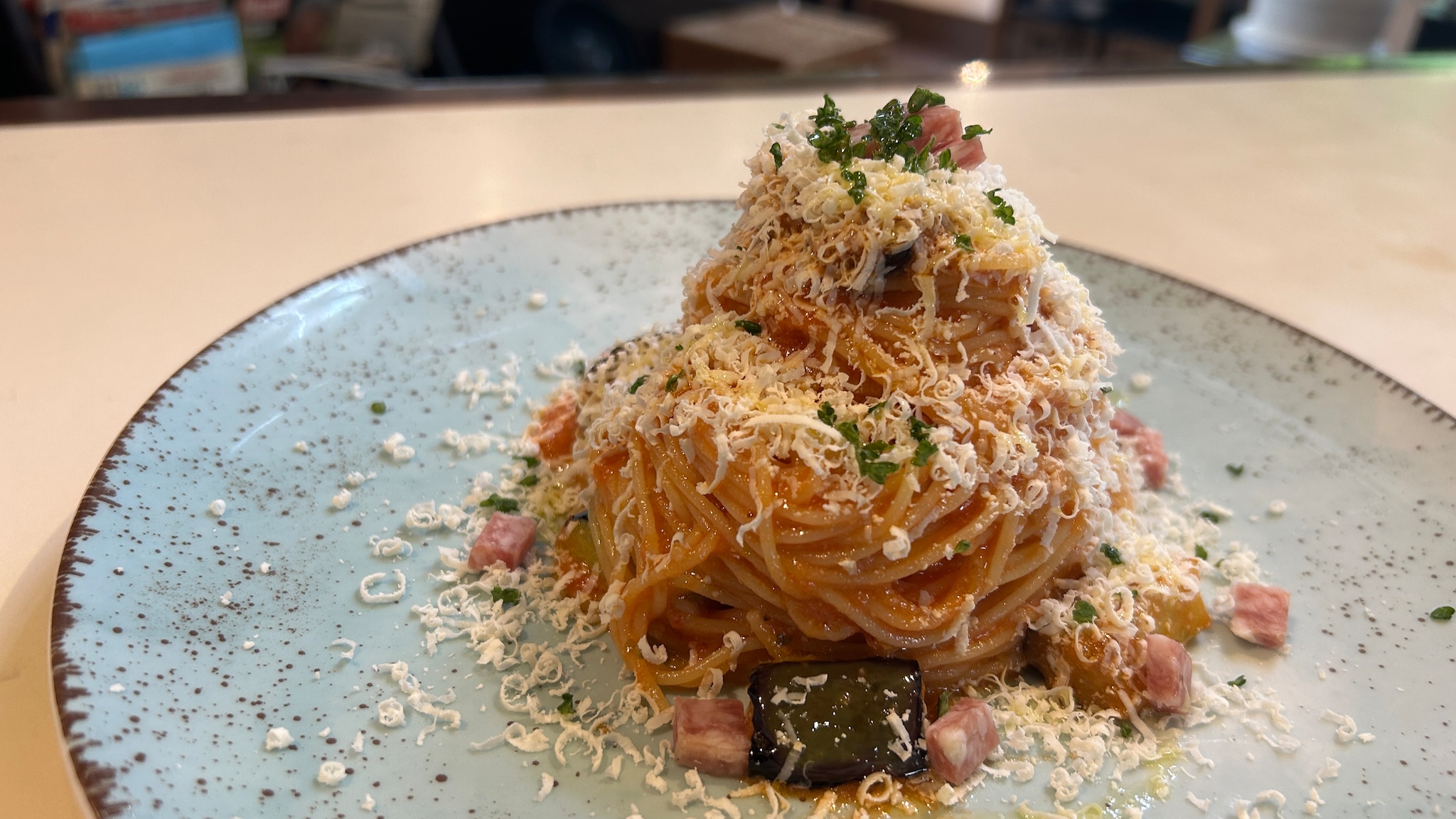 22日 日 空席状況and名物パルミジャーノレッジャーノパスタ公式 横浜 チーズカフェ