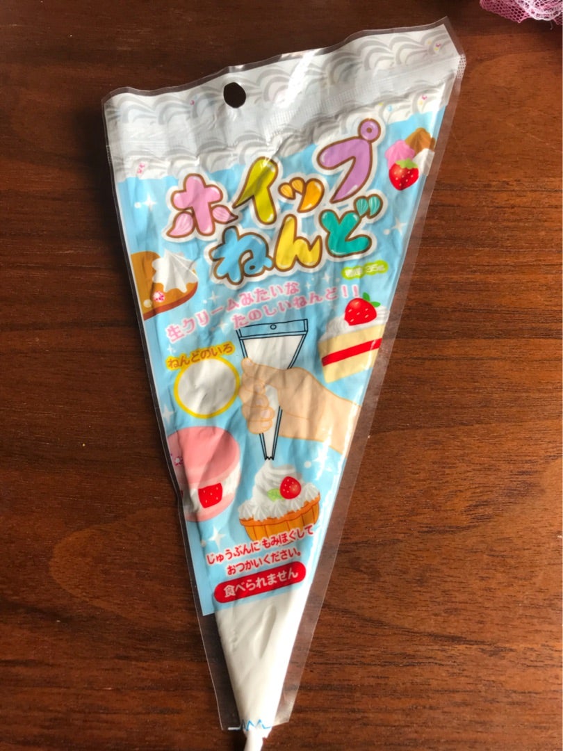 デコラジ 夏休み🌟セリアのかる～いかみねんどでスイーツデコ していますが、肝心なところはいつも通り映ってませんな、作業です。効果音担当からだめあての砂糖かなめ セリア・かるいかみねんど・スイーツデコ