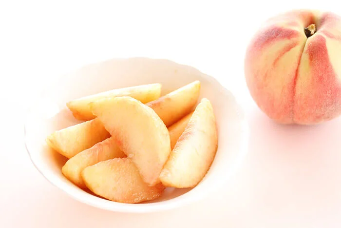 ホットクックで定番肉じゃがホットクックで 煮崩れない！ 定番肉じゃが♪ ホットクックの「肉じゃが」ボタンで 肉じゃがを作るといつも煮崩れてしまってたので 今はこの手動煮物ボタンで作ってます 「肉じゃが煮崩れて困ってたんだよね」 って方いらしたら ぜひ、これ