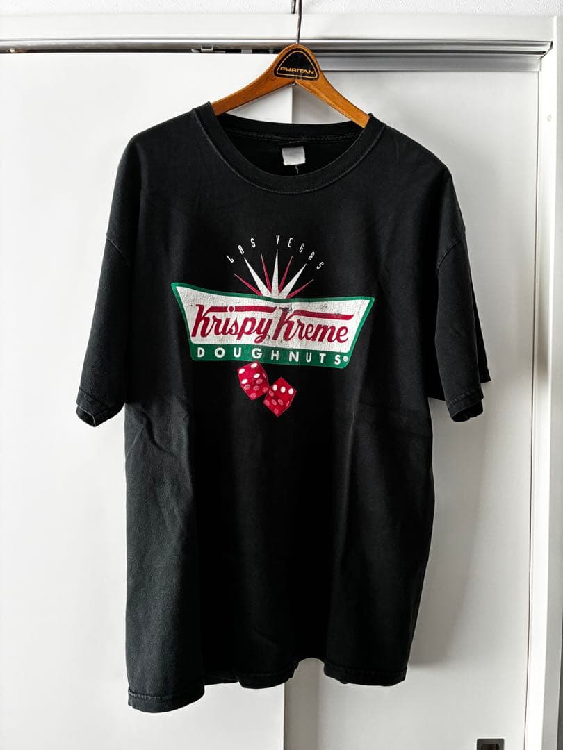 クリスピー・クリーム・ドーナツ“もちもちクッション”発売。ロゴ ドーナツがモチーフ - グルメ Watch