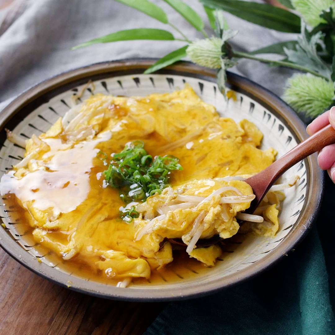 包丁いらず！ひき肉ともやしの卵あんかけ献立簡単で節約できる2人分レシピ