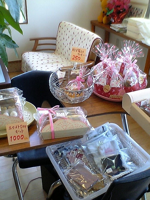 クリスマスポインセチアのブーケ手作りブーケキット・親子で作れる動画付き 0491- 愛知県岩倉市ふるさとチョイス - ふるさと納税サイト