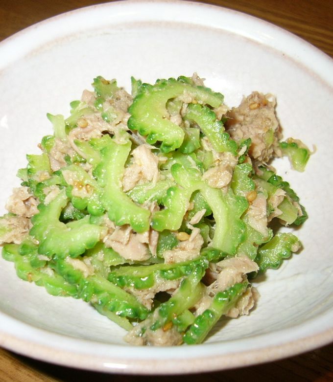 箸が止まらない！ゴーヤとツナのサラダ
