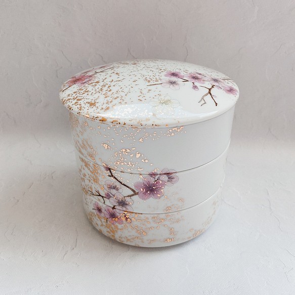 モダンでキラキラのお重♡ポーセラーツ』