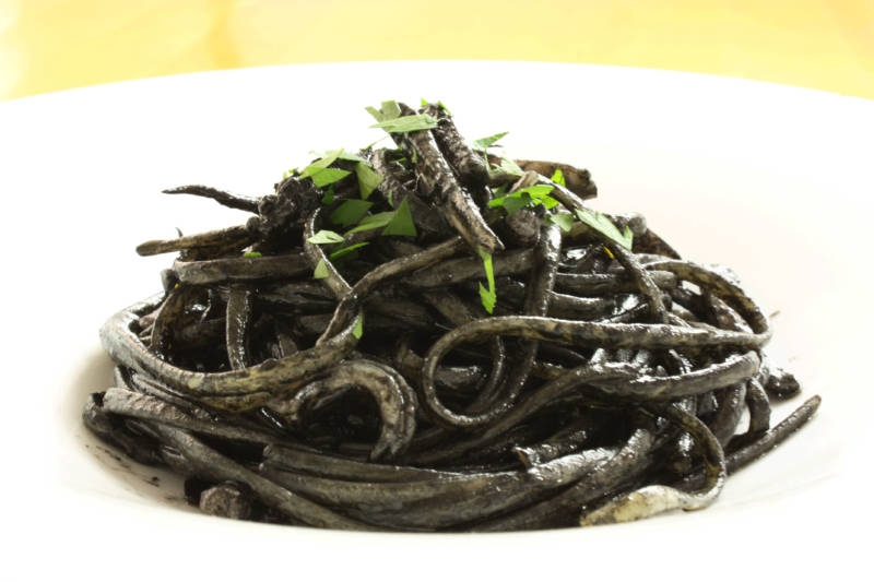 イタリアット イカスミのパスタソースイタリアワイン・イタリア食材の通販ならカ・モンテ