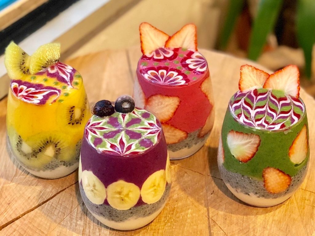 バンコクおしゃれカフェ 野菜不足におすすめ。ジュース＆スムージーバー「VEGGIOLOGY ベジオロジー 」@BTSプロンポン駅