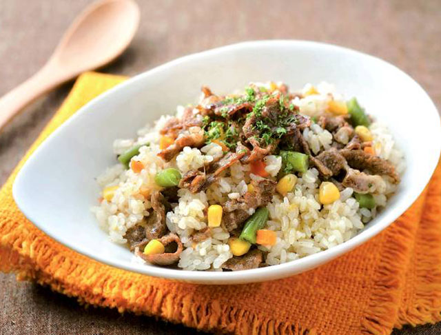 炊飯器1合 失敗しないエビピラフの作り方！ミックスベジタブルと冷凍エビの具沢山