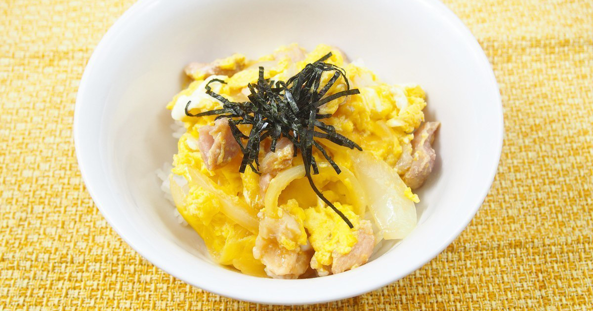 卵が半熟とろとろ親子丼の作り方 レシピコツ・肉はジューシ