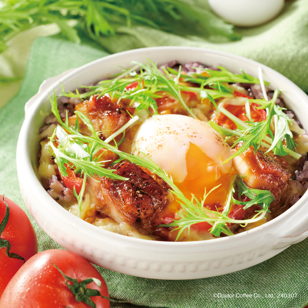 COFFEE山椒小路では つくりたてのスイーツで お客様をお待ちしています お盆休み期間は スイーツが早めに無くなります 毎日手づくりしておりますので無くなりましたら終了となります それに伴い当店舗を早めに クローズする場合がございます ご理解のほどよろしくお願い