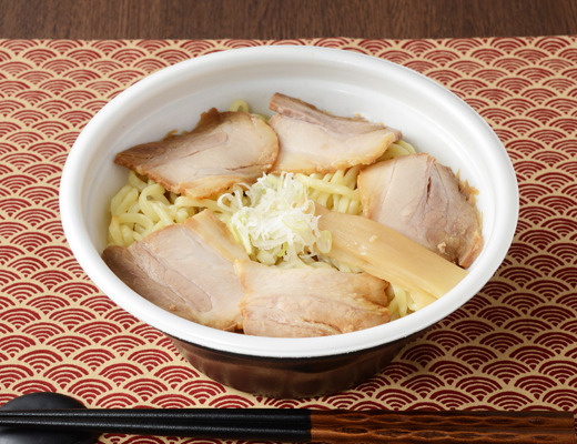 喜多方ラーメン坂内」監修のカップ麺をファミマで買ってみた 進撃のグルメ- エキスパート - Yahoo!ニュース