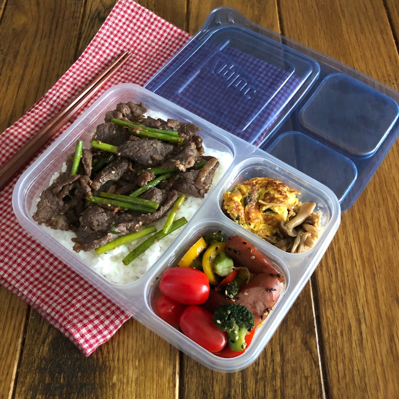 簡単じゃなきゃ続かない。前日仕込みで3分でおしゃれなサラダ弁当！OMOCHI LIFE敏感肌女が試すプチプラ美容法