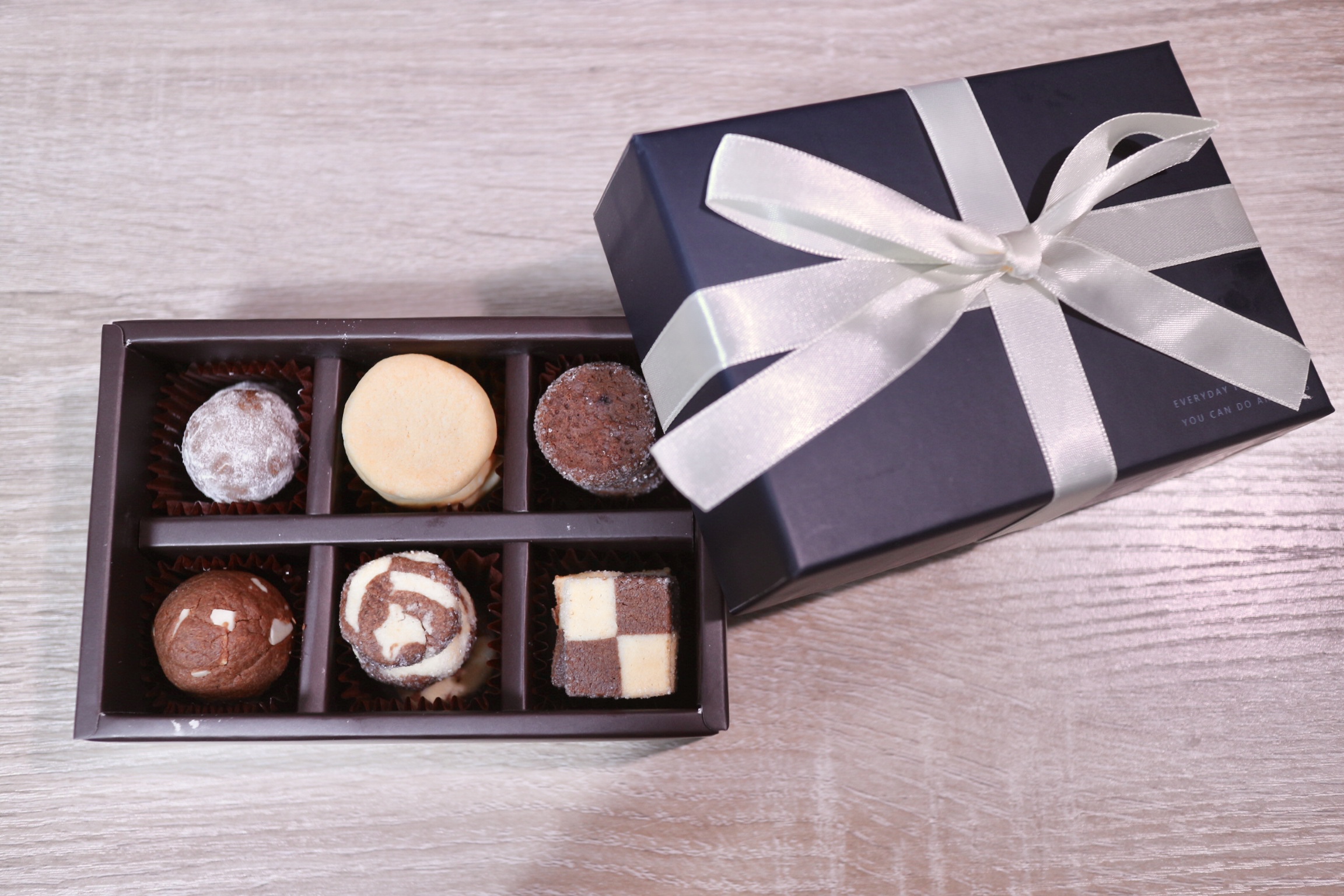 トリュフ2023年バレンタインラッピング可愛い簡単 モノココロ