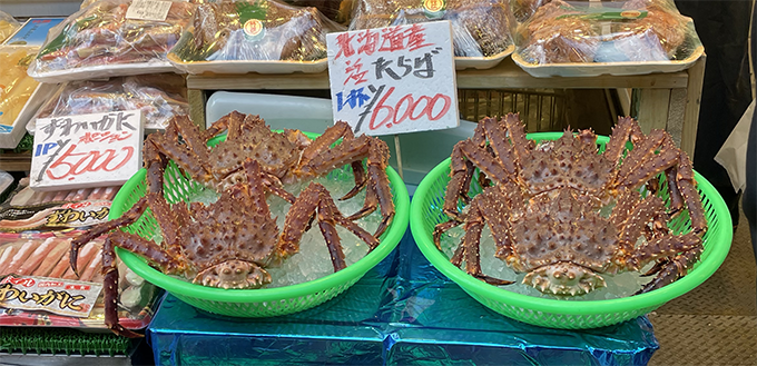 アメ横で見つけた”3杯500円”格安の鳥取県境港の「生ベニズワイガニ」そのお味は
