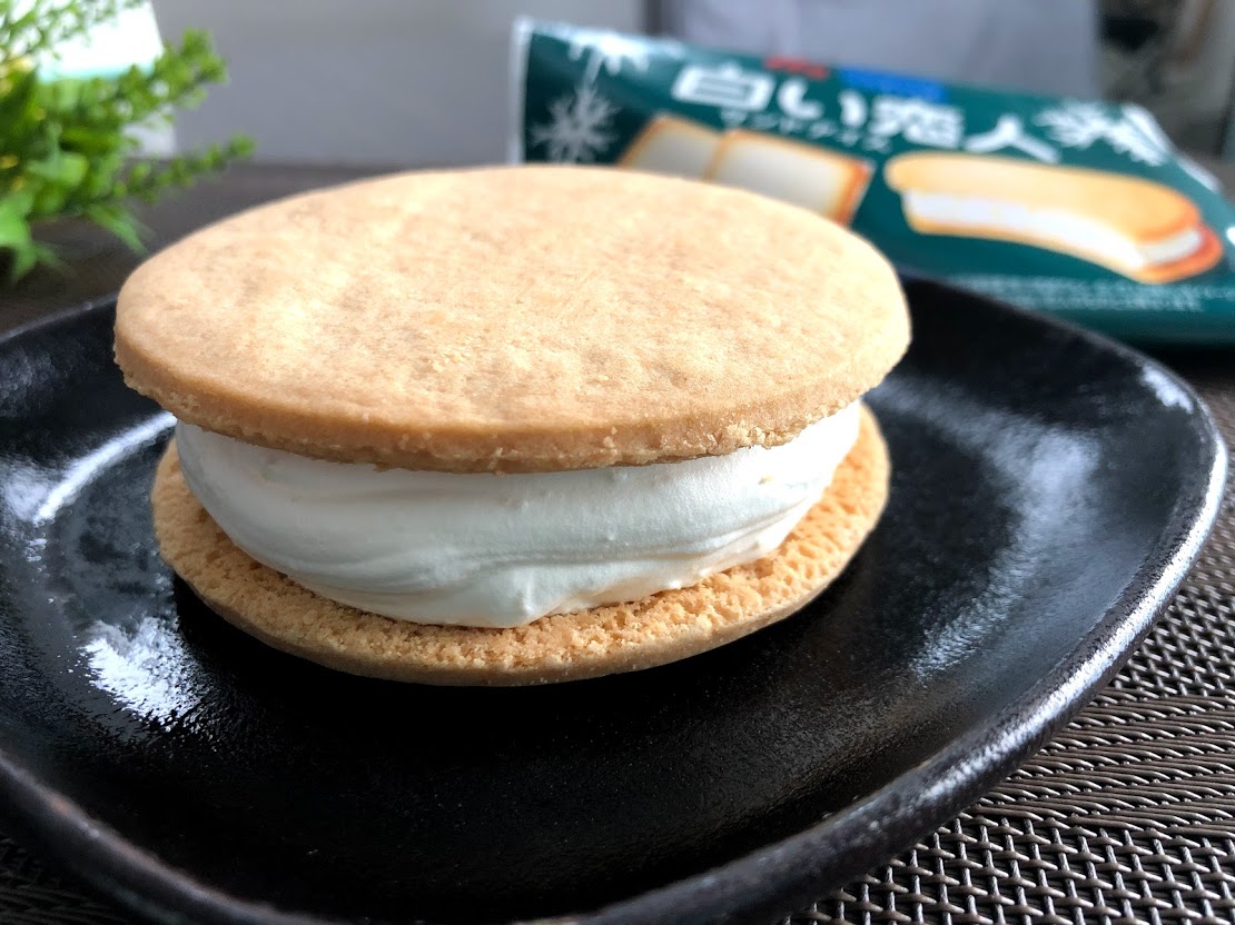 クッキーアイスサンド』by tetsuji0811 : オヤツヤサンOYATSUYA SUN - 桜新町 洋菓子食べログ