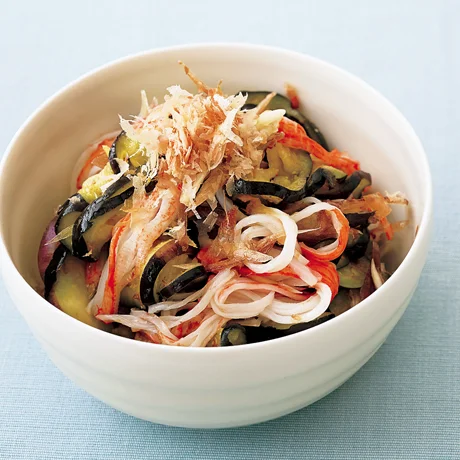 レンジ２分！なすカニカマ胡麻マヨサラダ