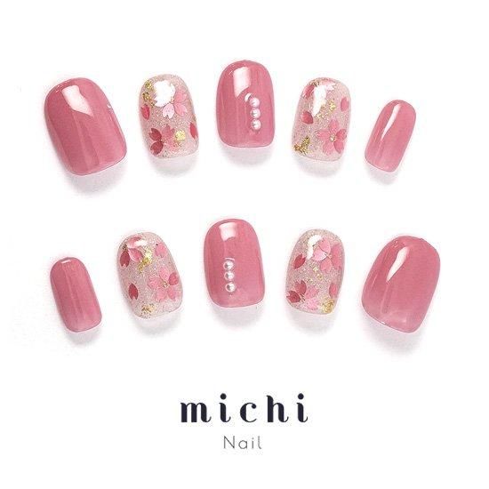 夏にぴったりのマーブルスカルプネイルデザイン