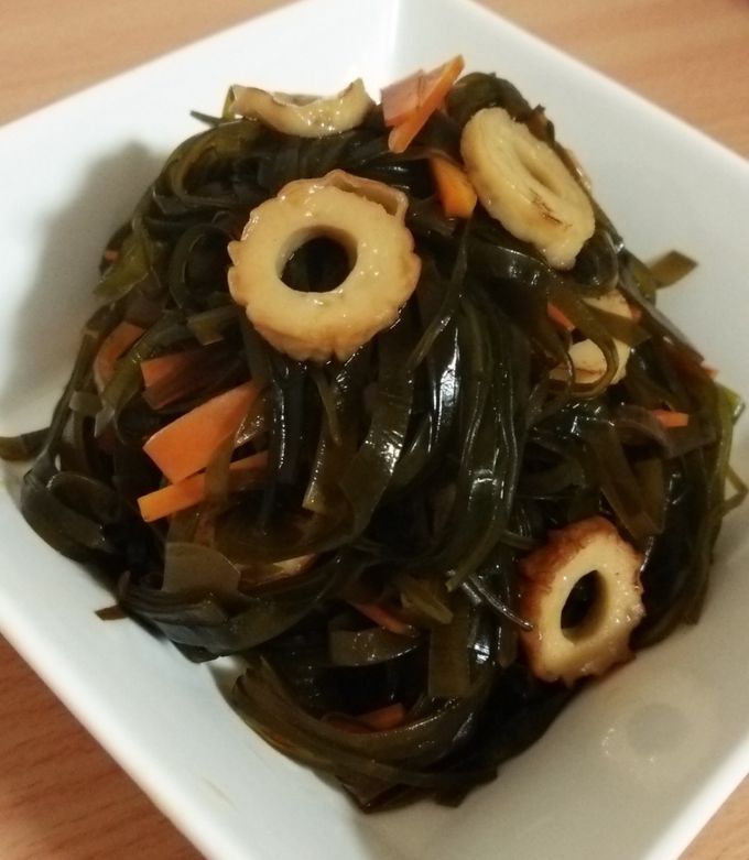 とりと里いもの塩昆布煮