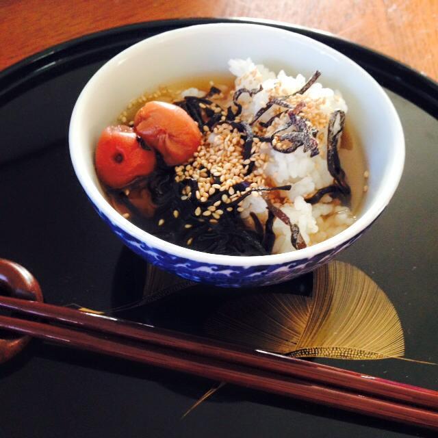 暑い日はこれ♪ ツナ梅昆布の冷やし茶漬け毎週簡単で美味しいレシピのご紹介♪