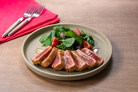 まぐろのガーリックステーキ