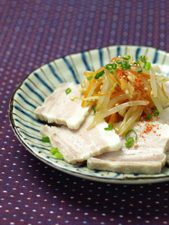 6ヵ月保存の3㎏-塩漬け豚肉shorts燻製冬