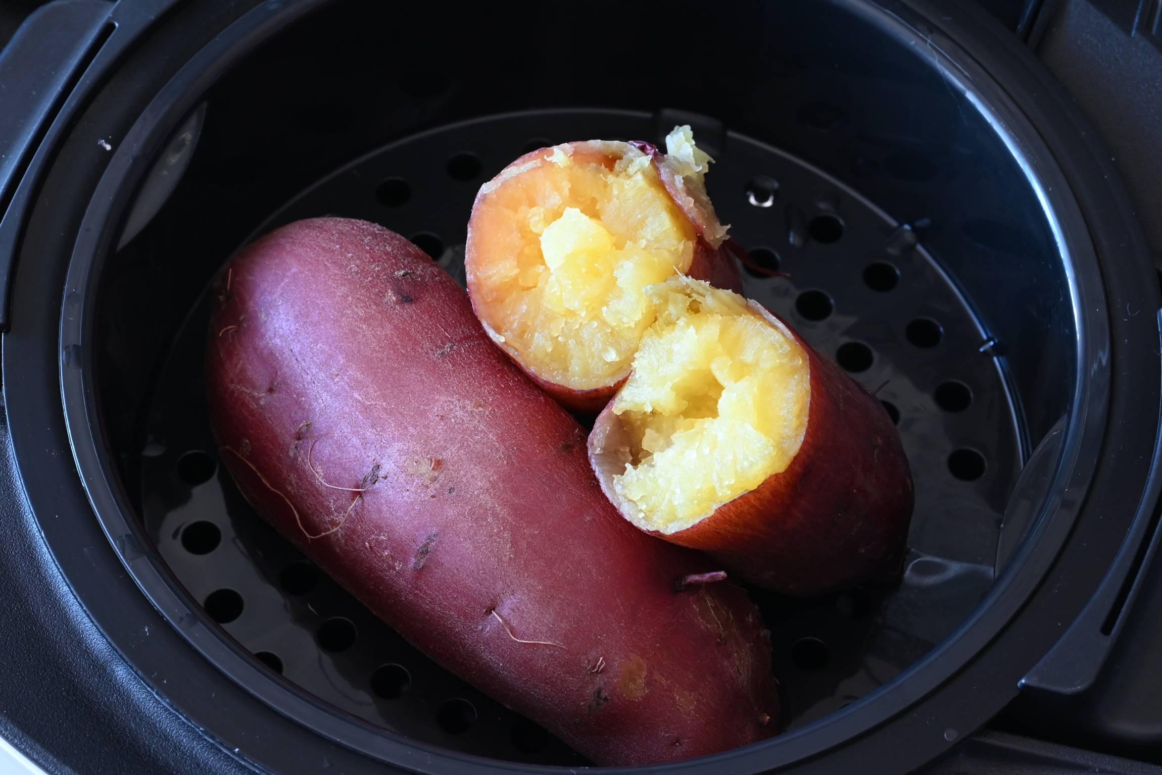 さつまいもの塩オイル蒸し